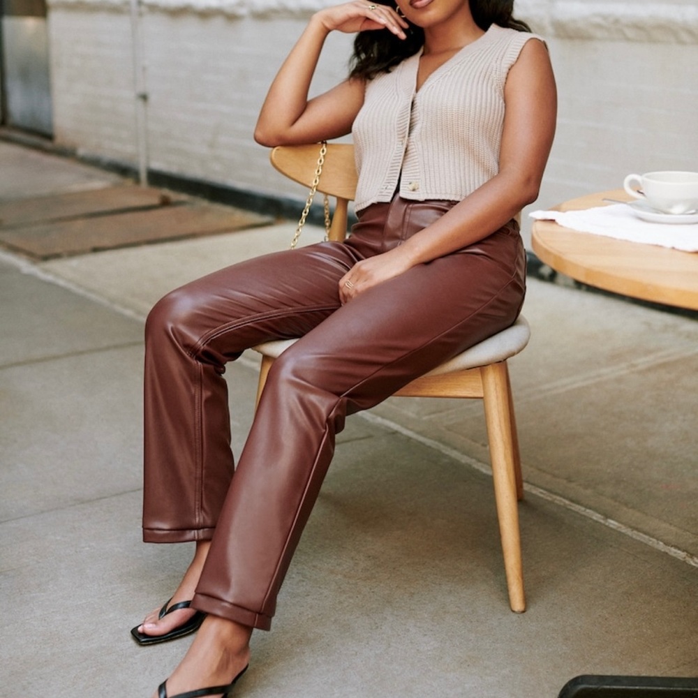 Abercrombie ‘90s straight ultra high rise vegan leather pants